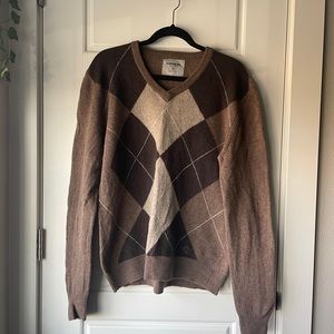 oversized brown grandpa sweater!